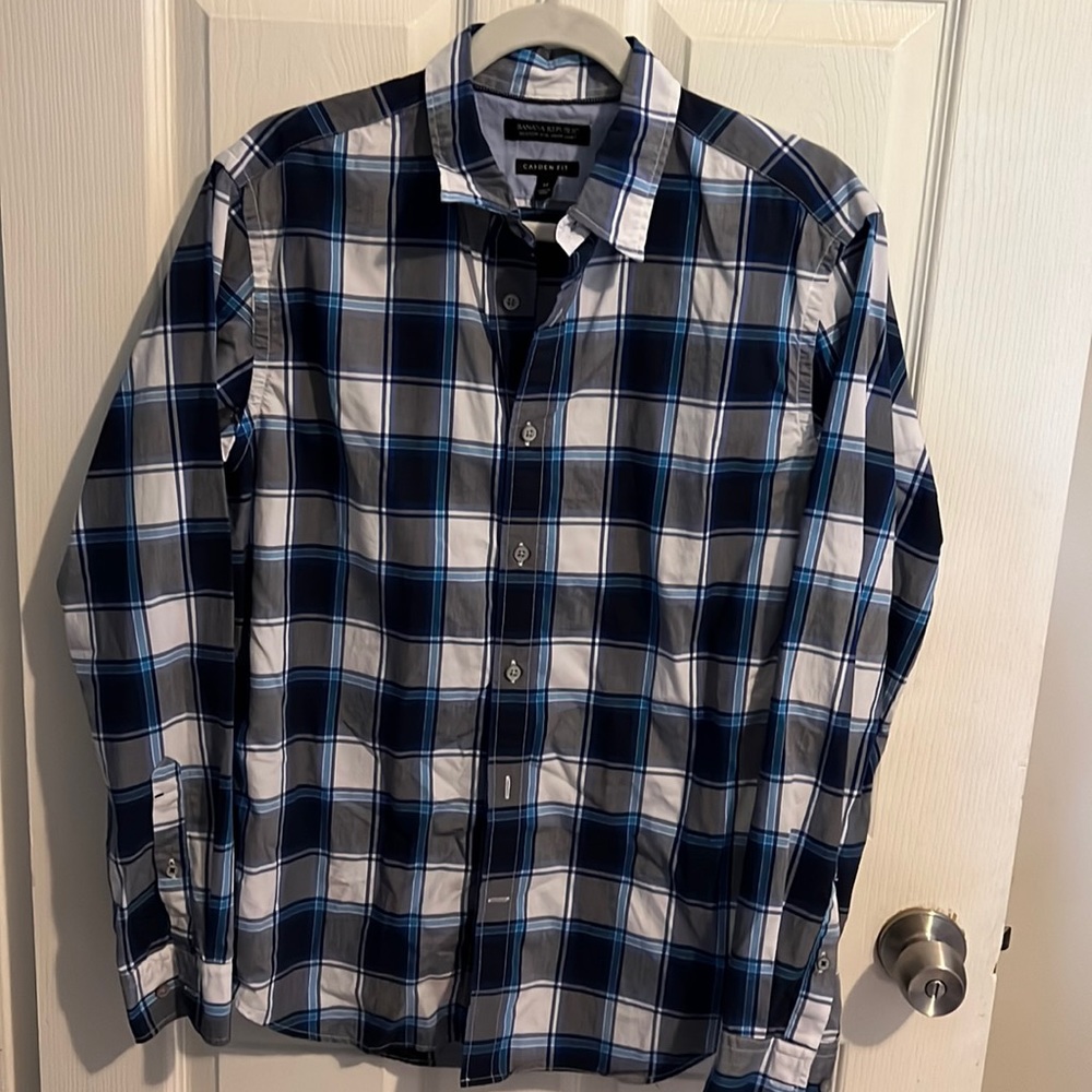 Banana Republic Camden fit long sleeve button up size medium
